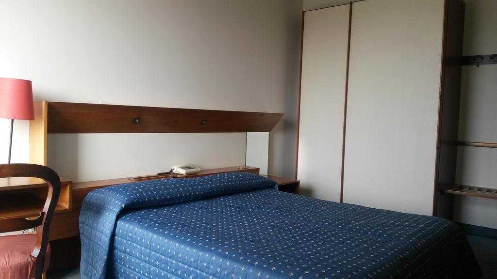 Cravero Rooms Caltignaga Pokój zdjęcie