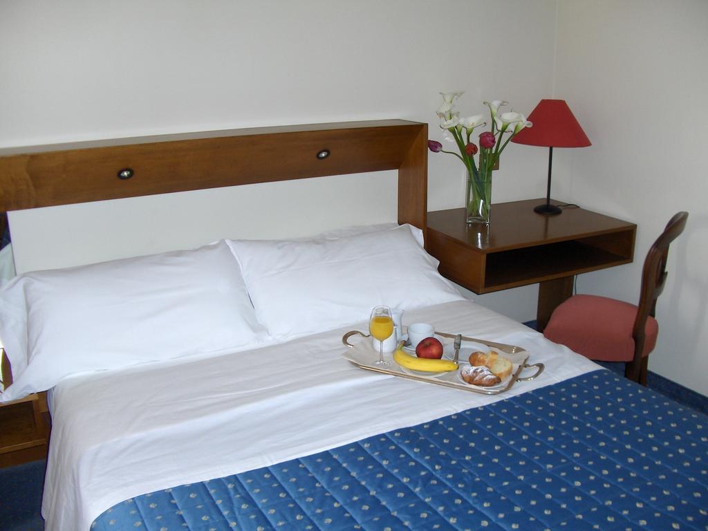 Cravero Rooms Caltignaga Pokój zdjęcie