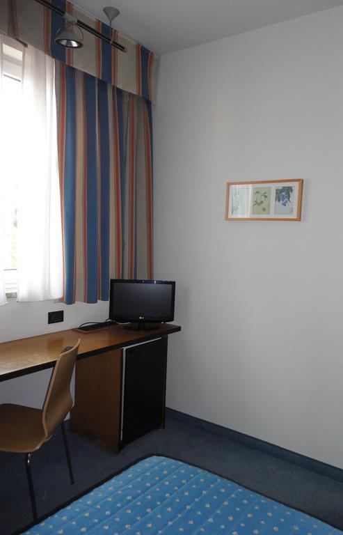 Cravero Rooms Caltignaga Pokój zdjęcie