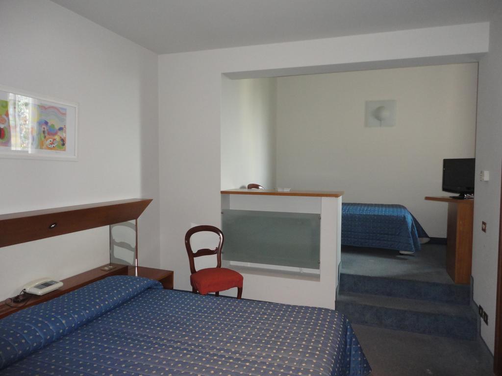 Cravero Rooms Caltignaga Pokój zdjęcie